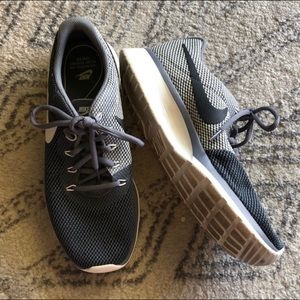 Two tone (ombré) Knit Nike sneakers